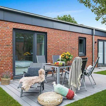Falkenstern, App 10 * Emmelsbull-Horsbull